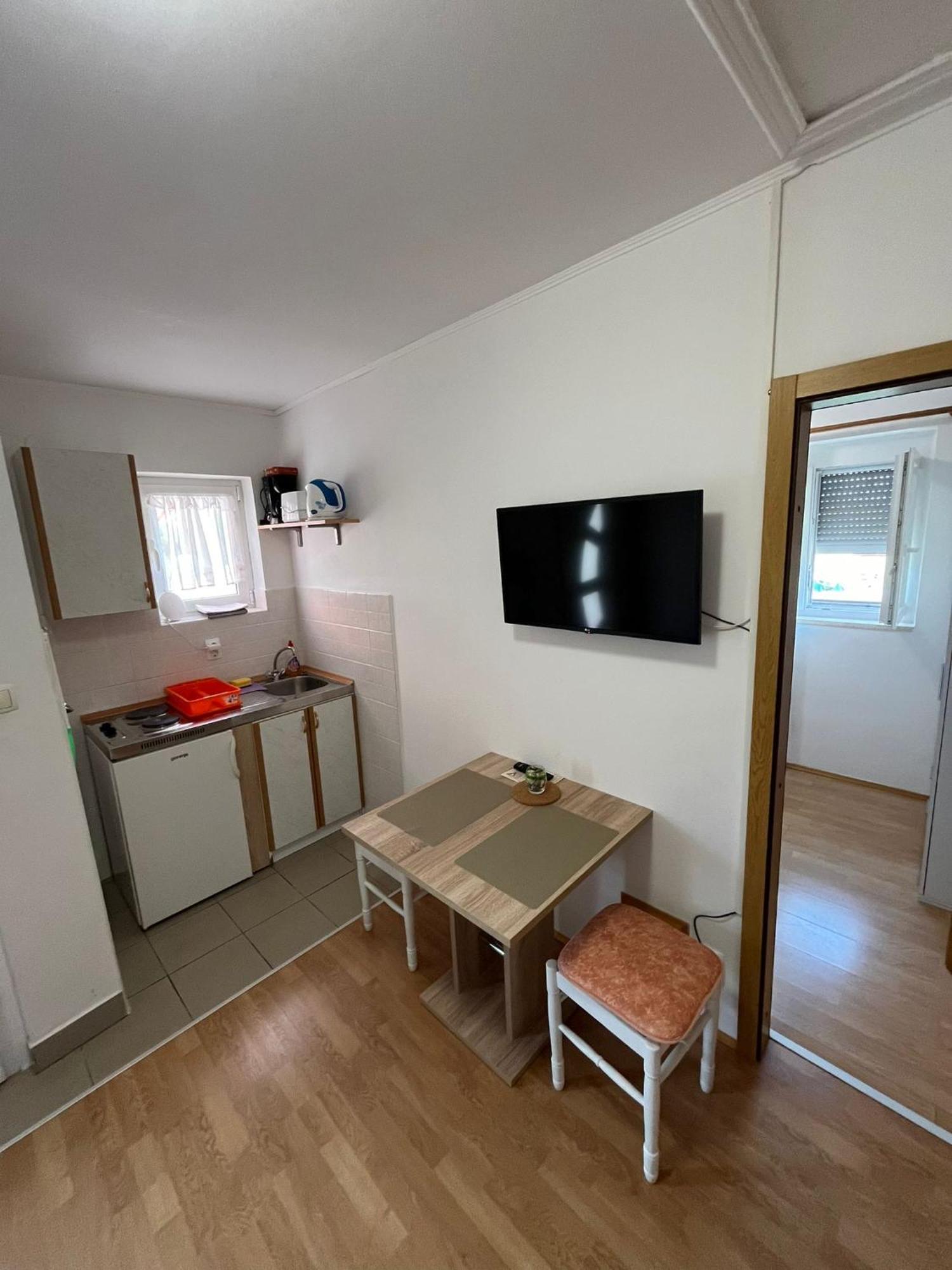 Apartmani Krunic Barbat na Rabu Exterior foto